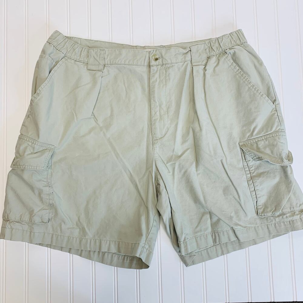 Columbia Khaki Hiking Cargo Shorts Sz 40 Elastic  Waist